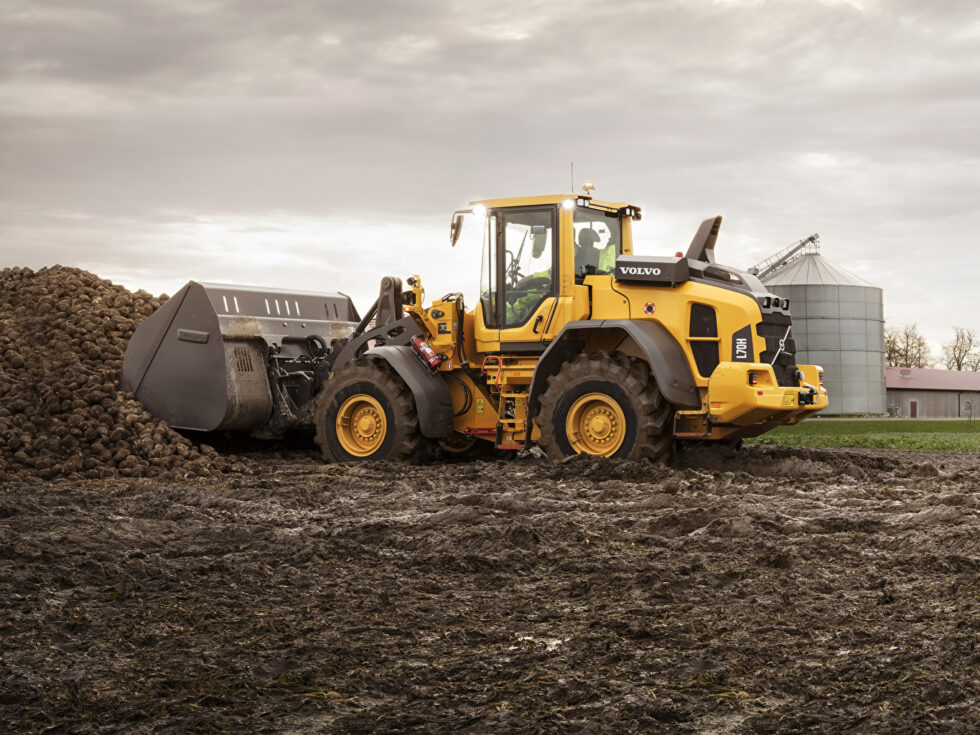 Front End Loader RIIMPO321F Conduct civil construction wheeled